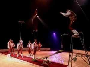 S02E05 : 5 Tous en Piste (le Cirque)